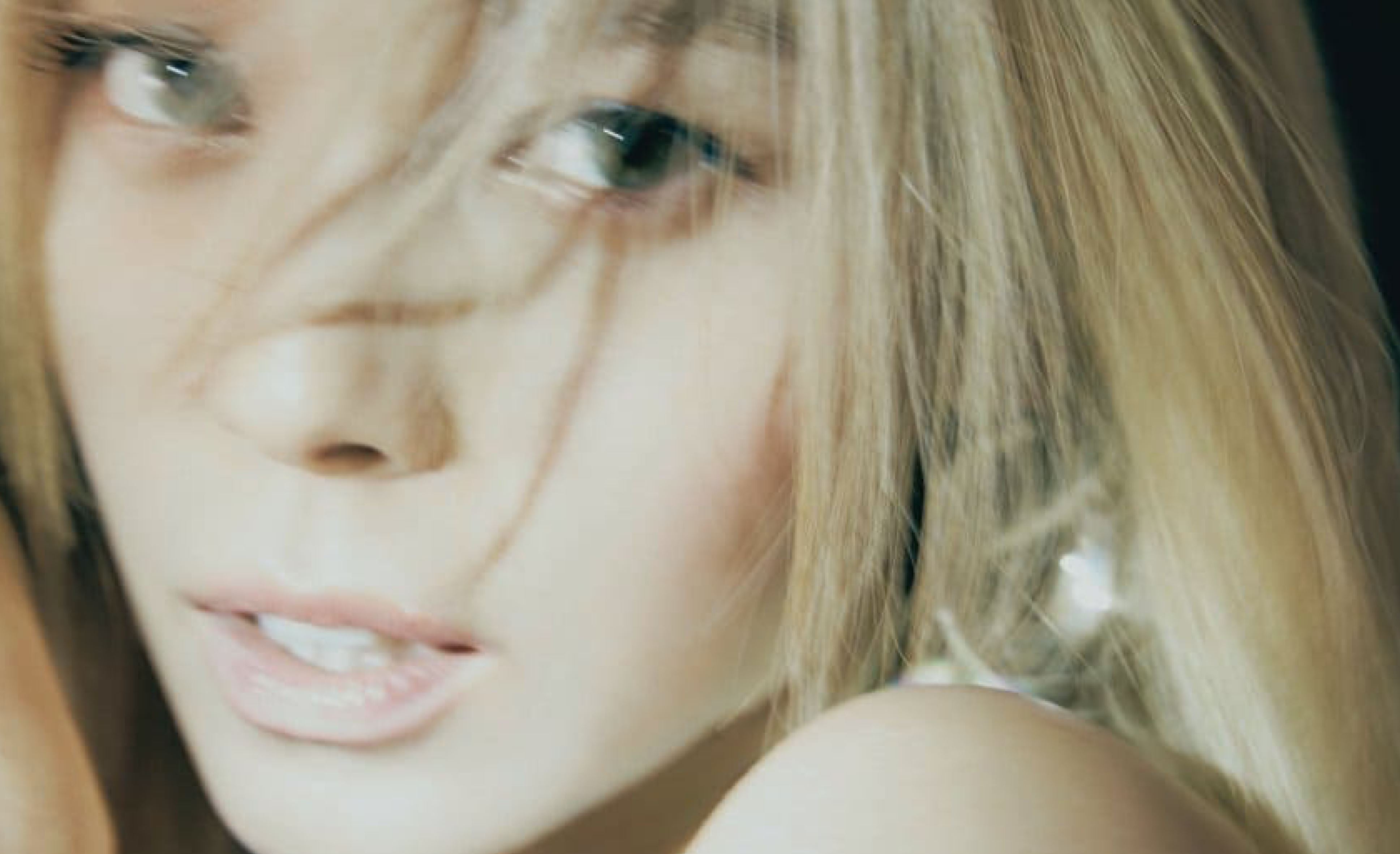 15 Jahre nach ihrem Debüt startet Sunye endlich Solo durch!