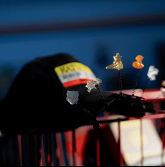 KATSEYE - THE BEAUTIFUL CHAOS OFFICIAL MD Nolae