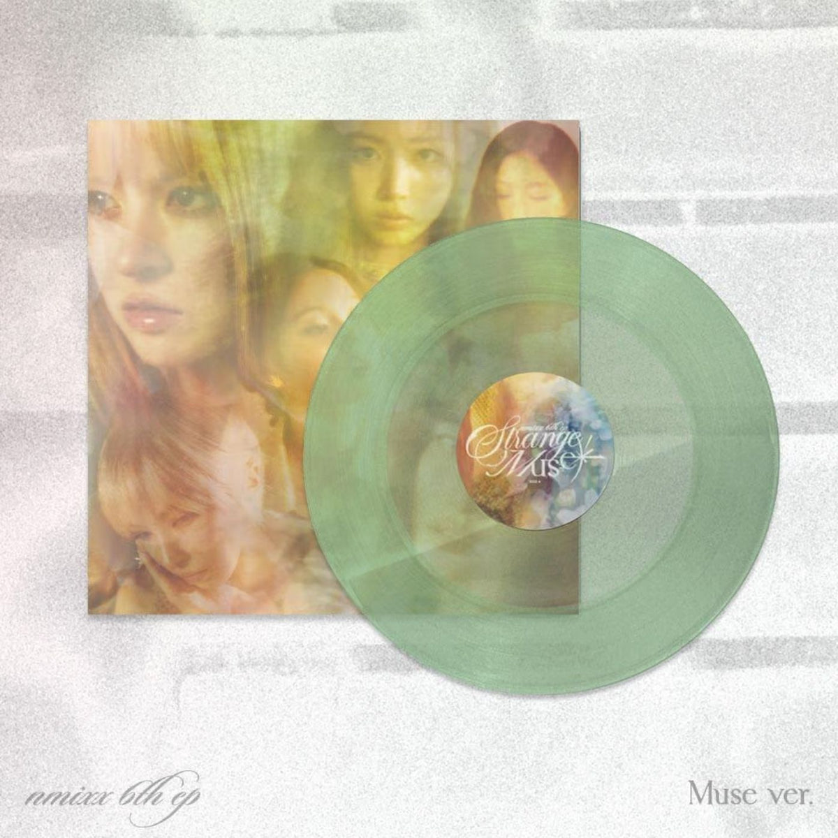 NMIXX - STRANGE MUSE (LP VER.) Nolae
