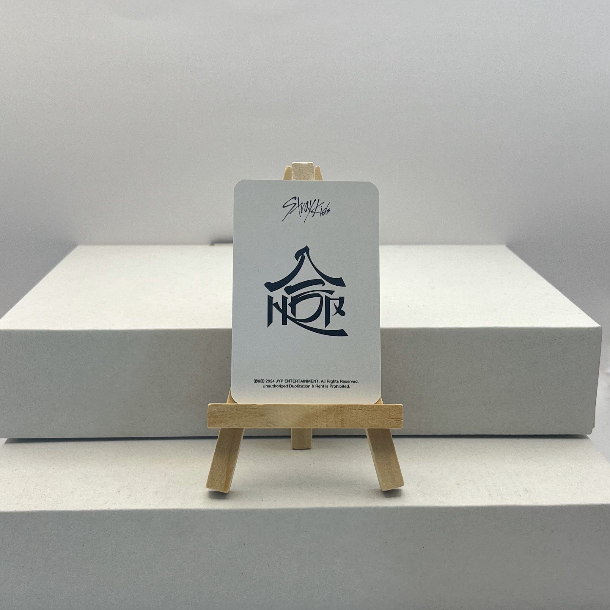 STRAY KIDS - SKZHOP HIPTAPE ‘合 (HOP)’ - POB SOUNDWAVE PHOTOCARD Nolae